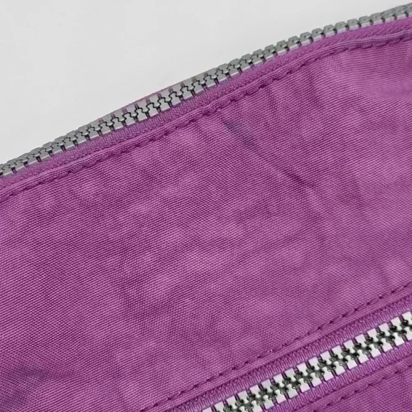 Kipling Alvar Crossbody Bag Travel Purse Purple Adjustable Strap Zip Closure - Picture 9 of 12